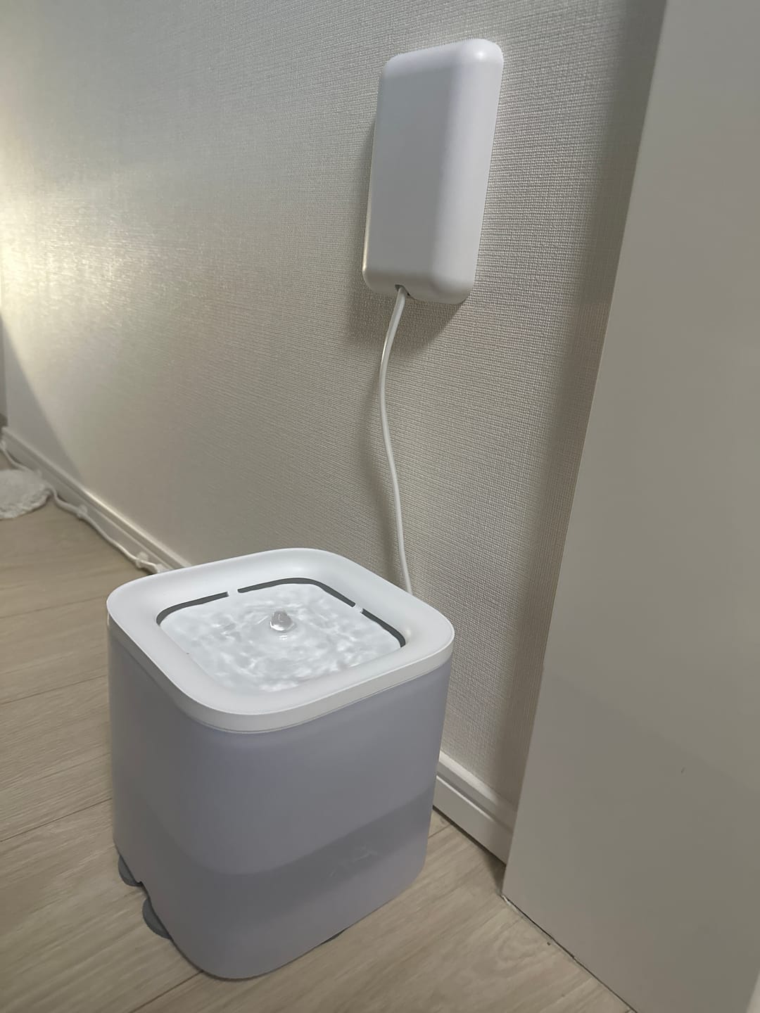 Customer photo review of 【いまだけ15%OFF!!】fitta 電源タップ 1.8m 3個口
