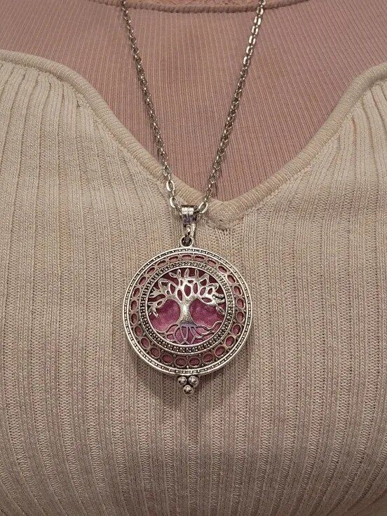 Customer photo review of Pendentif diffuseur d'huile essentielle/ 31 modèles