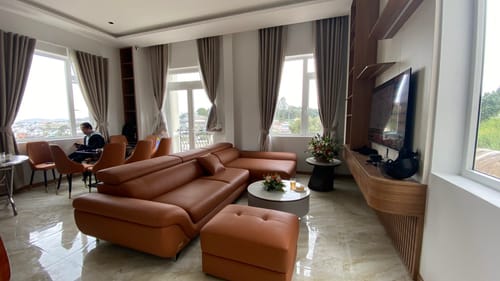 Customer photo review of FLORENCE - Sofa góc da 4 chỗ tựa gật gù