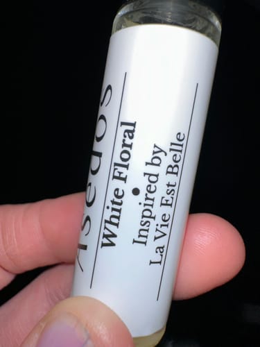 Customer photo review of WHITE FLORAL PERFUME OIL