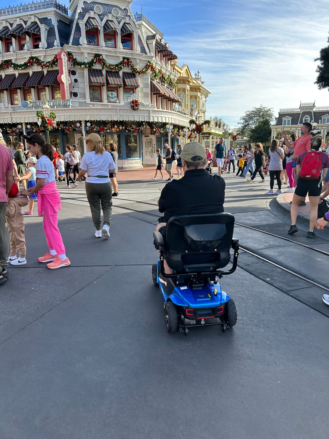 Customer photo review of Multiday Rental 4 Wheel 400 Pound Capacity Scooter
