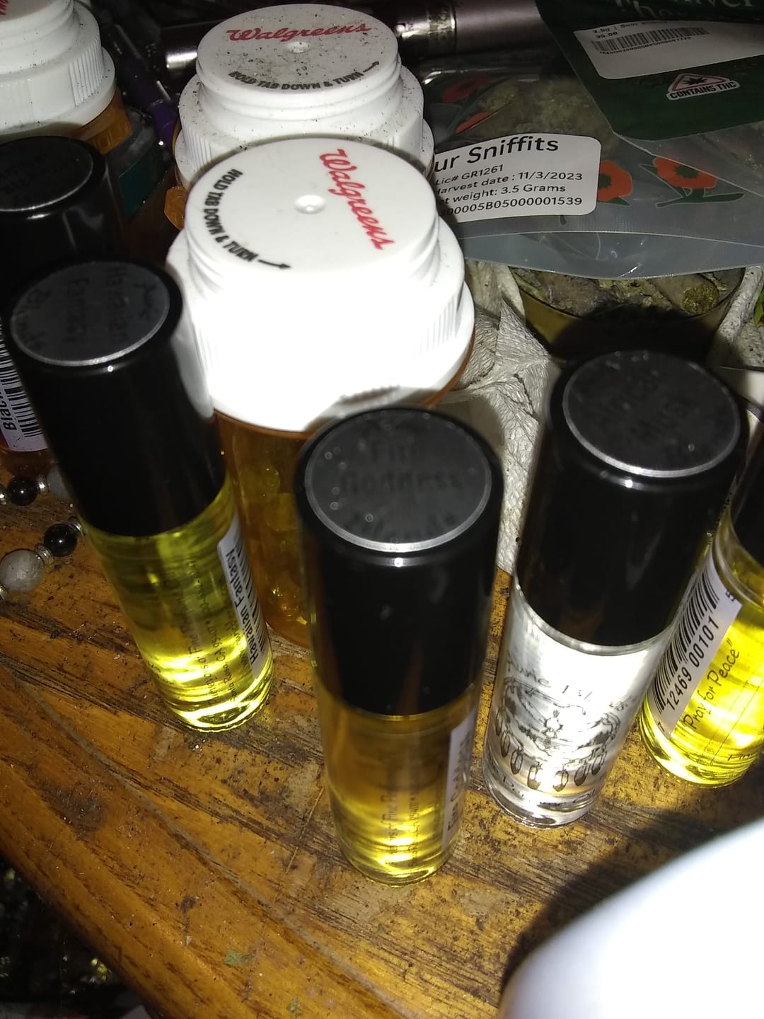Customer photo review of Auric Blends Roll-On Perfume Oil