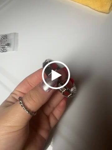 Customer video review of Original Italian Charm Bracelet