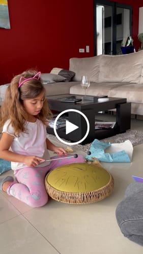 Customer video review of Sonodrum Zungentrommel - "Premium" - Handgefertigt - 35,5cm - 15 Zungen - C-Dur