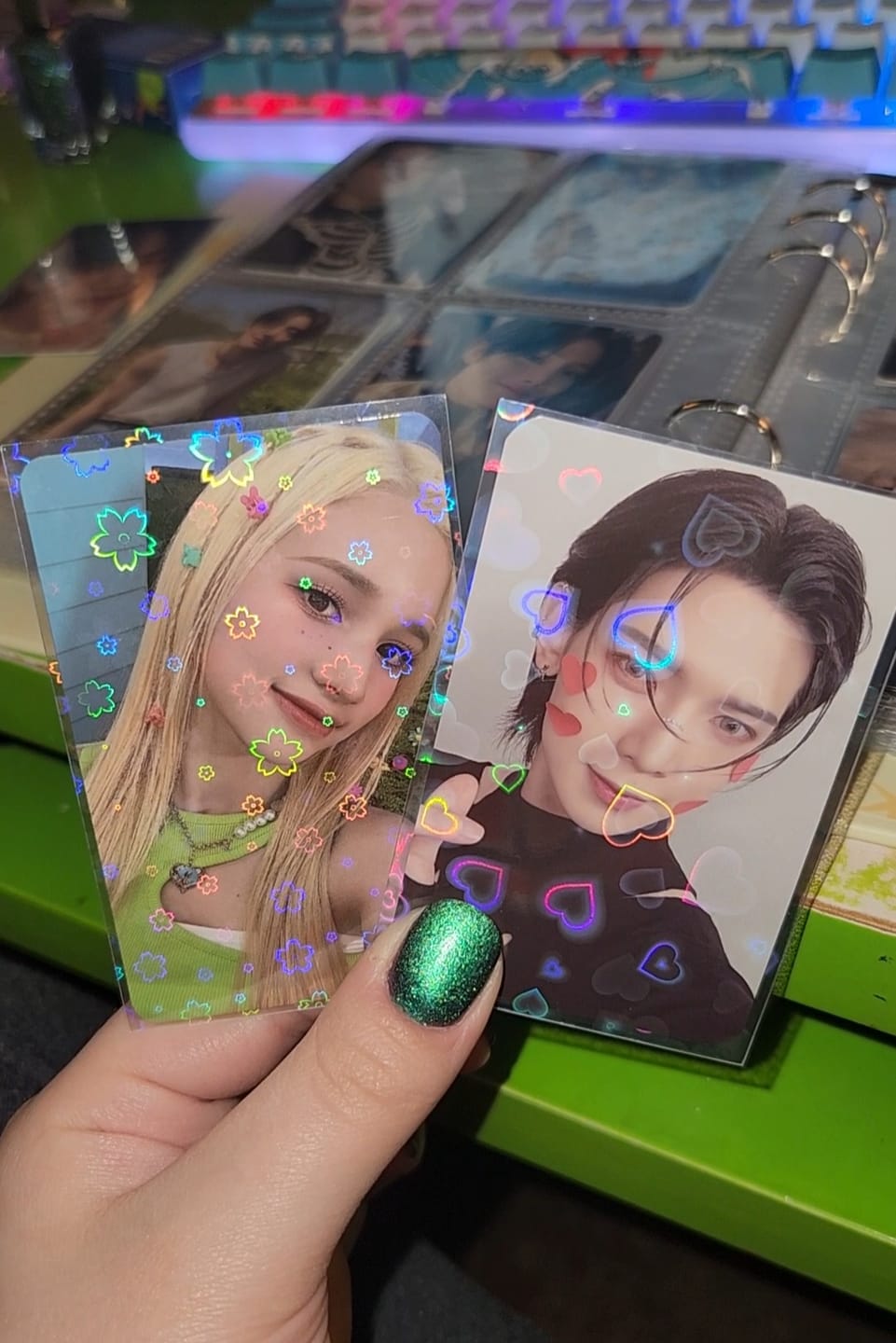 Customer photo review of PREMIUM HOLOGRAPHIC PHOTOCARD SLEEVES - SAKURA VERSION