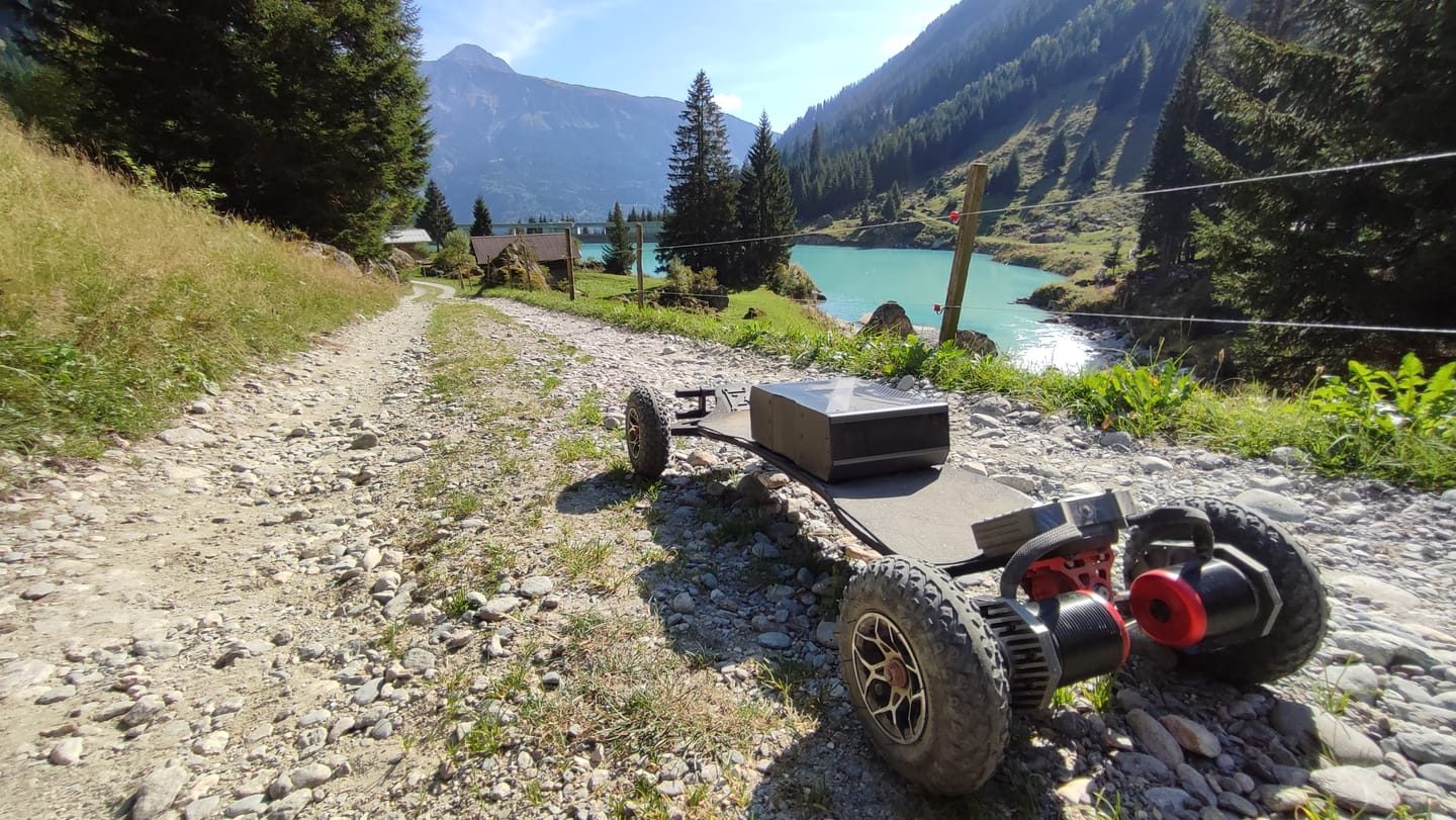 Customer photo review of Acedeck® All Terrain 200mm Wheel Tire - Nyx Z1, Ares X1, Nomad N1