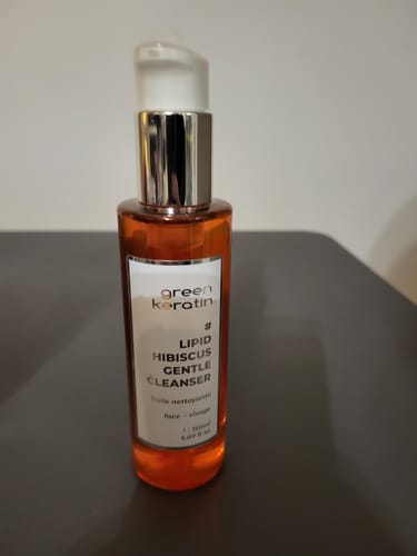 Customer photo review of LIPID HIBISCUS - Huile nettoyante pour le visage