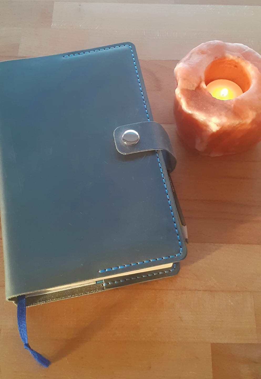 Customer photo review of Bibelhülle "Basic+" · echtes Leder · Individuelle Größen · handmade Bibelhülle nach Maß · optionale Gravur