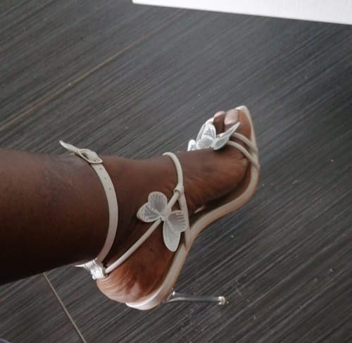Customer photo review of Miss Black Monarch 1 - White