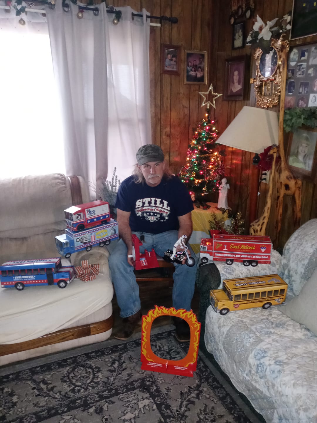 Customer photo review of Evel Knievel Stunt Cycle - Trail Bike Edition / Black
