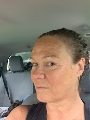 Customer photo review of Limited Offer -Neroli Oil Pamper Pack Bundle with Body Bubbles