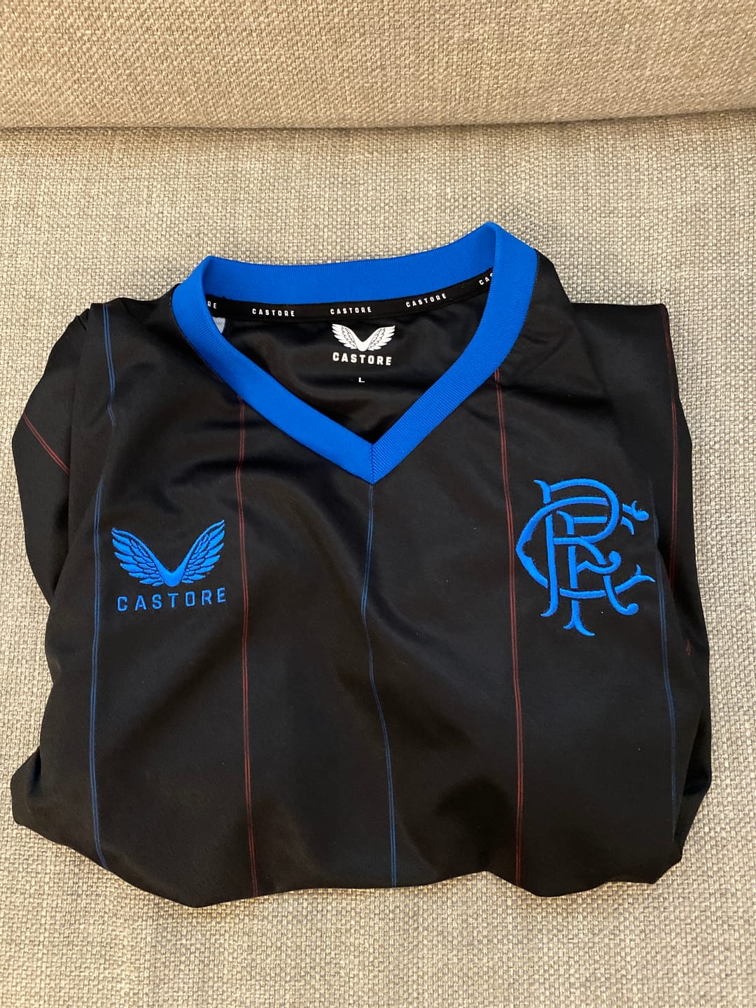 Customer photo review of Retro Voetbalshirt Mystery Box