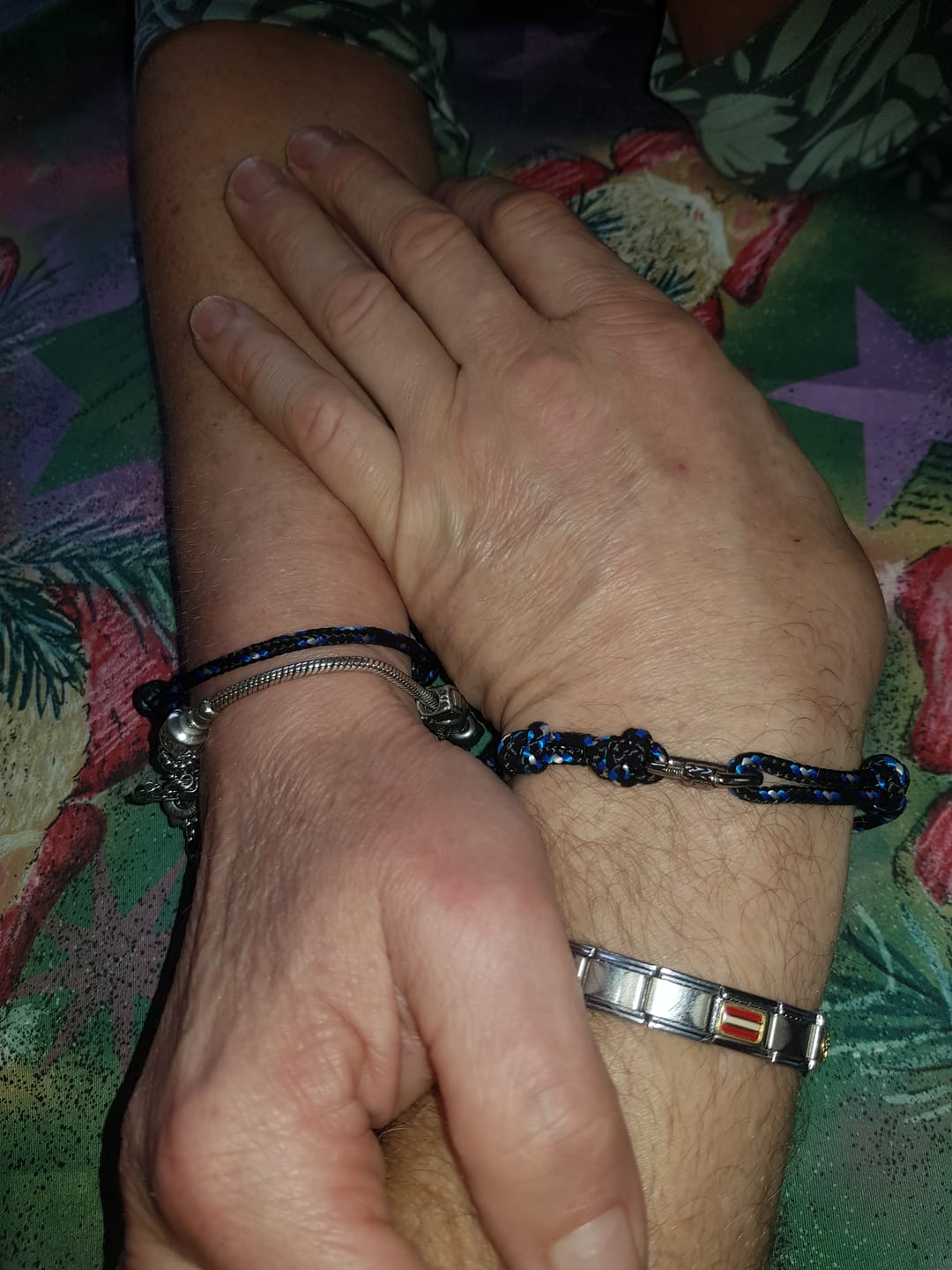Customer photo review of BERGMENSCH® Karabiner Armband 925 Sterling Silber
