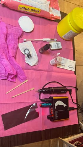 Customer photo review of Scissors & Tweezer Set