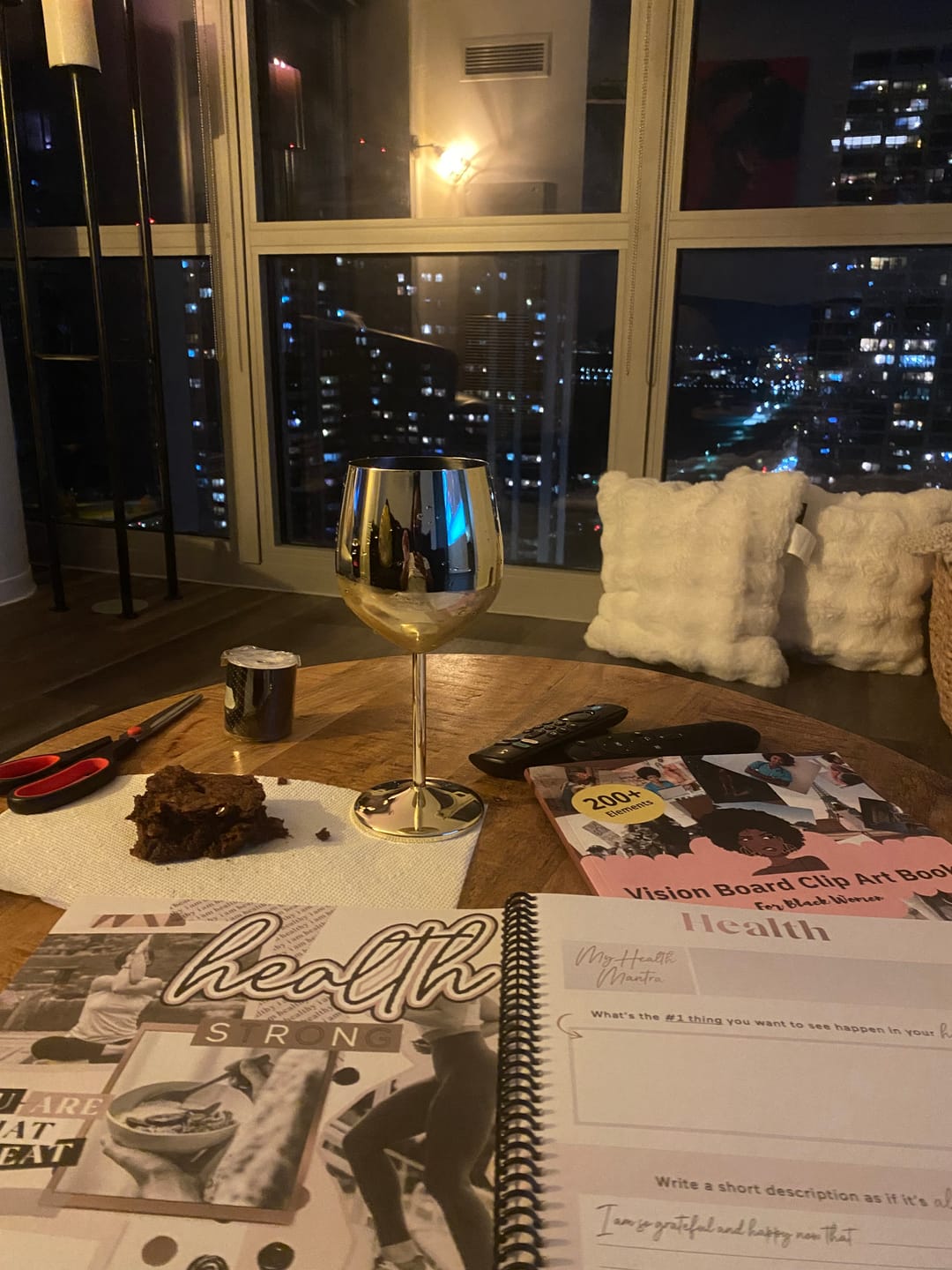 Customer photo review of Vision Board Book LUXE (SOLD OUT)