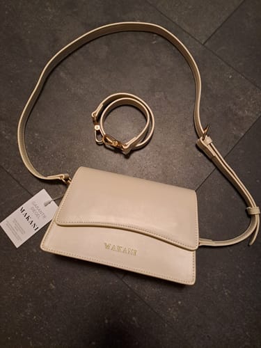 Customer photo review of MANA - CREME