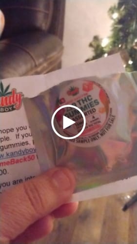 Customer video review of Free THC Gummy Sample | 4-Pack Assorted Vegan THC Gummy Sample + FREE SHIPPING