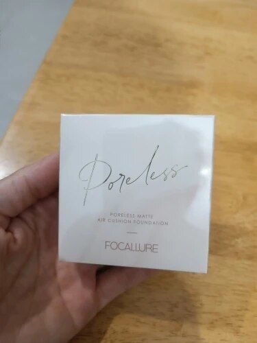Customer photo review of Matte Air Cushion Foundation
