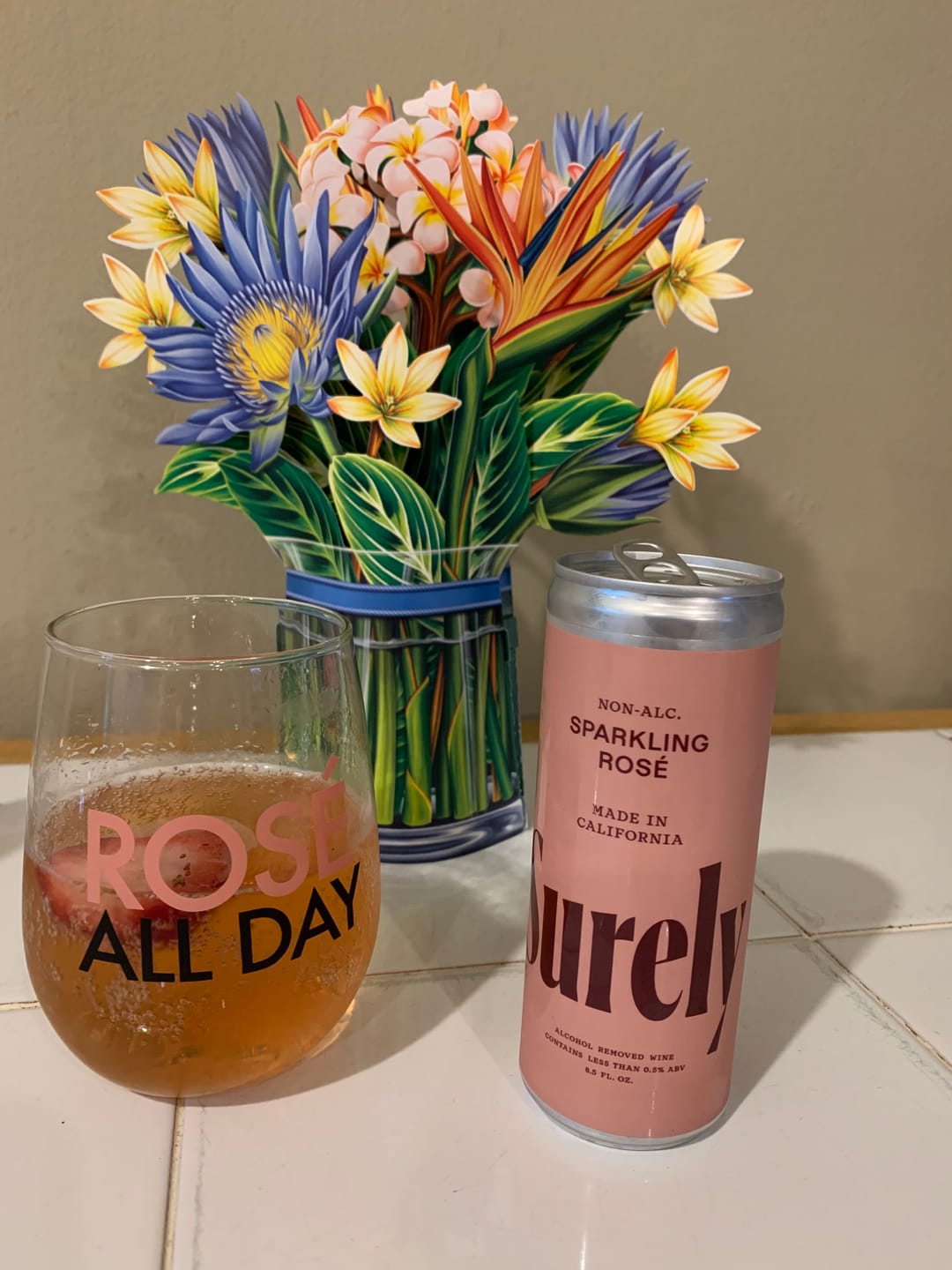 Customer photo review of Non-Alcoholic Sparkling Rosé Can 4-Pack