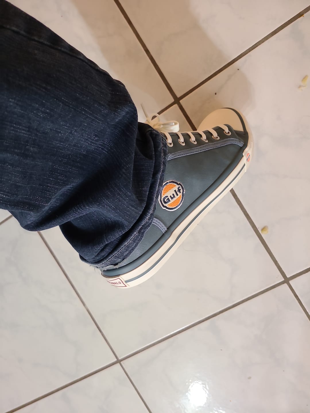 Customer photo review of Men's Gulf Low-Top Sneakers in Stone Blue