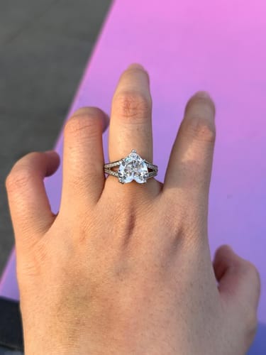 Customer photo review of Louily Exquisite 5.0 Carat Heart Cut Engagement Ring In Sterling Silver