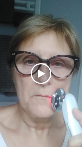 Customer video review of LightPro 7en1 Fontanay™ Lifting Luminothérapie