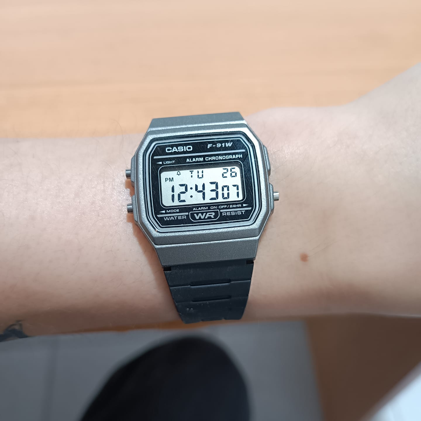 Customer photo review of Reloj Casio Vintage F-91WM-1BDF Gris/Negro