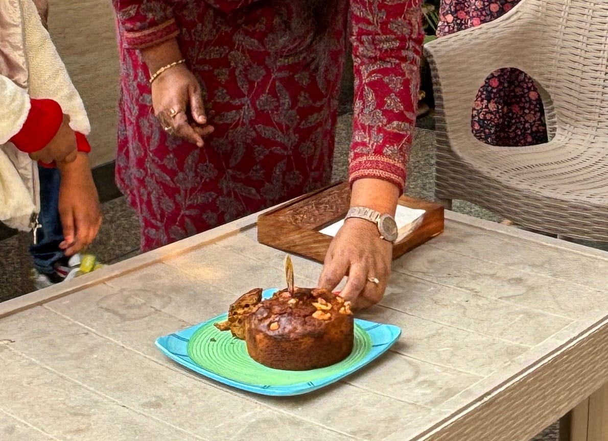 Customer photo review of Eggless Christma Plum Cake