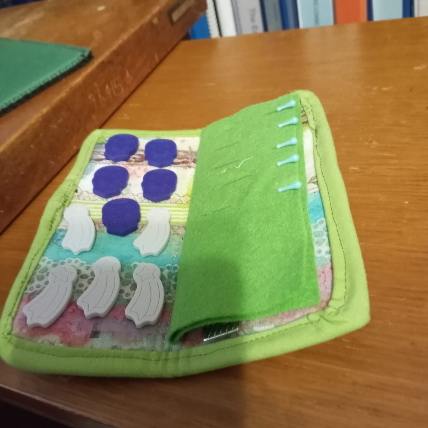 Customer photo review of Hold Tite Folio - Hardware Kit