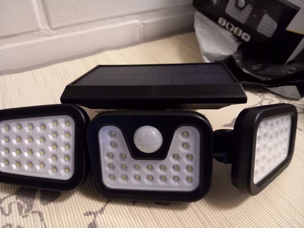Customer photo review of SolaGarden™ 3 Head Motion Light
