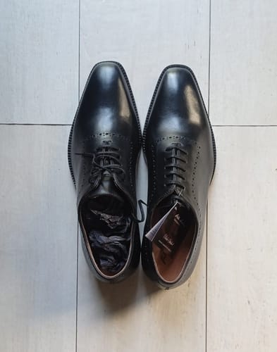 Customer photo review of Wholecut Oxfords - Black