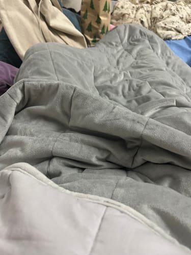 Customer photo review of Tidur Weighted Blankets