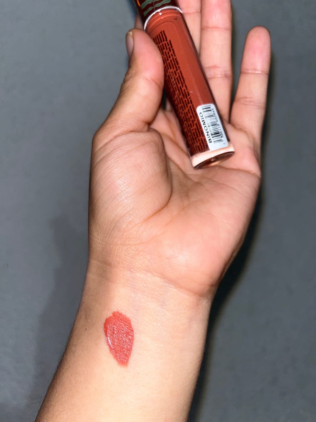 Customer photo review of Labial Velvet Binomio