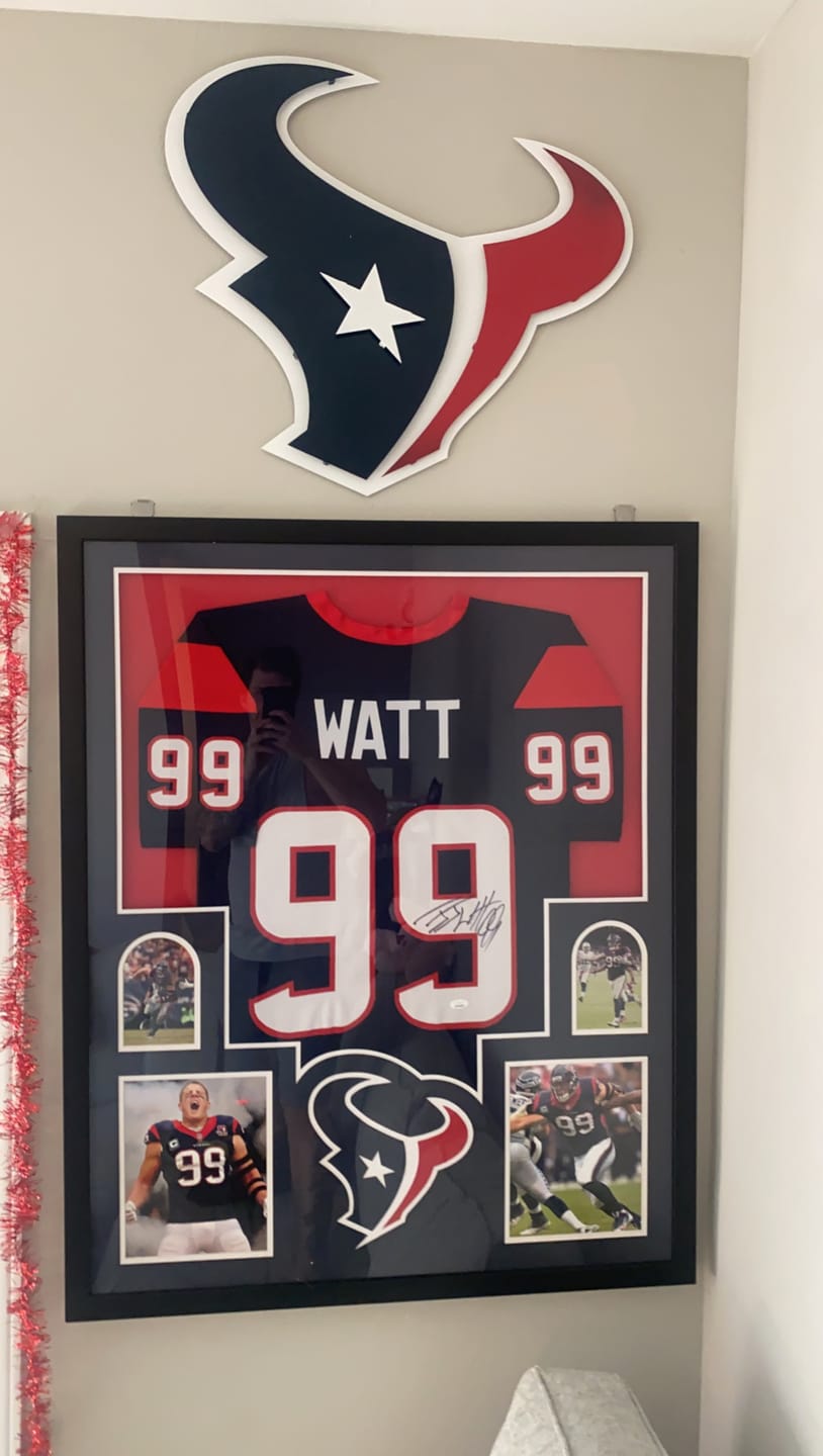 Customer photo review of Houston Texans 3D Vintage Metal Wall Art