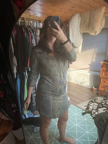 Customer photo review of Oak Hoodie