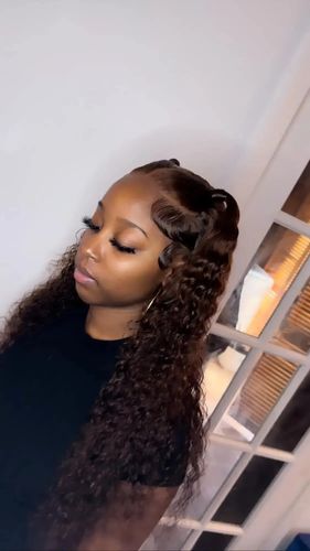Customer photo review of Chocolate #4 Brown Deep Wave Glueless Wigs HD Transparent Lace Front Wigs