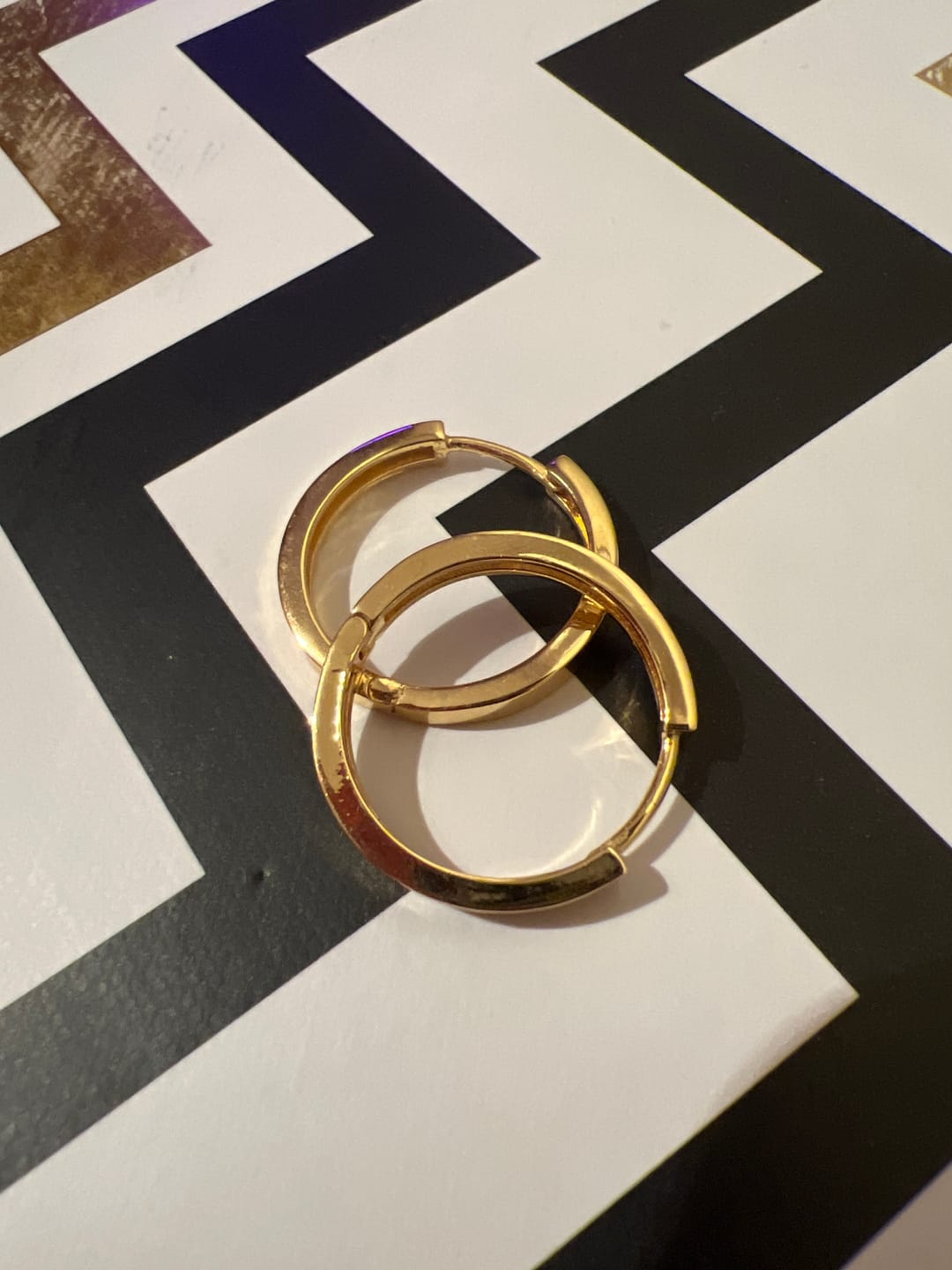 Customer photo review of ARGOLLAS LISAS 25MM BAÑADAS EN ORO