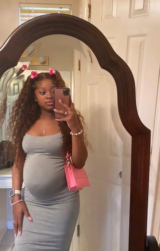 Customer photo review of Chocolate #4 Brown Deep Wave Glueless Wigs HD Transparent Lace Front Wigs