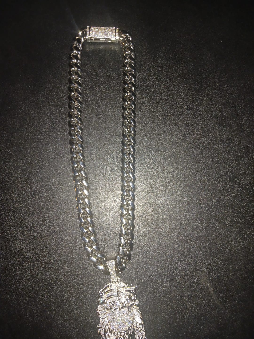 Customer photo review of VVS Moissanite Miami Cuban Chain Steel / .925 Silver