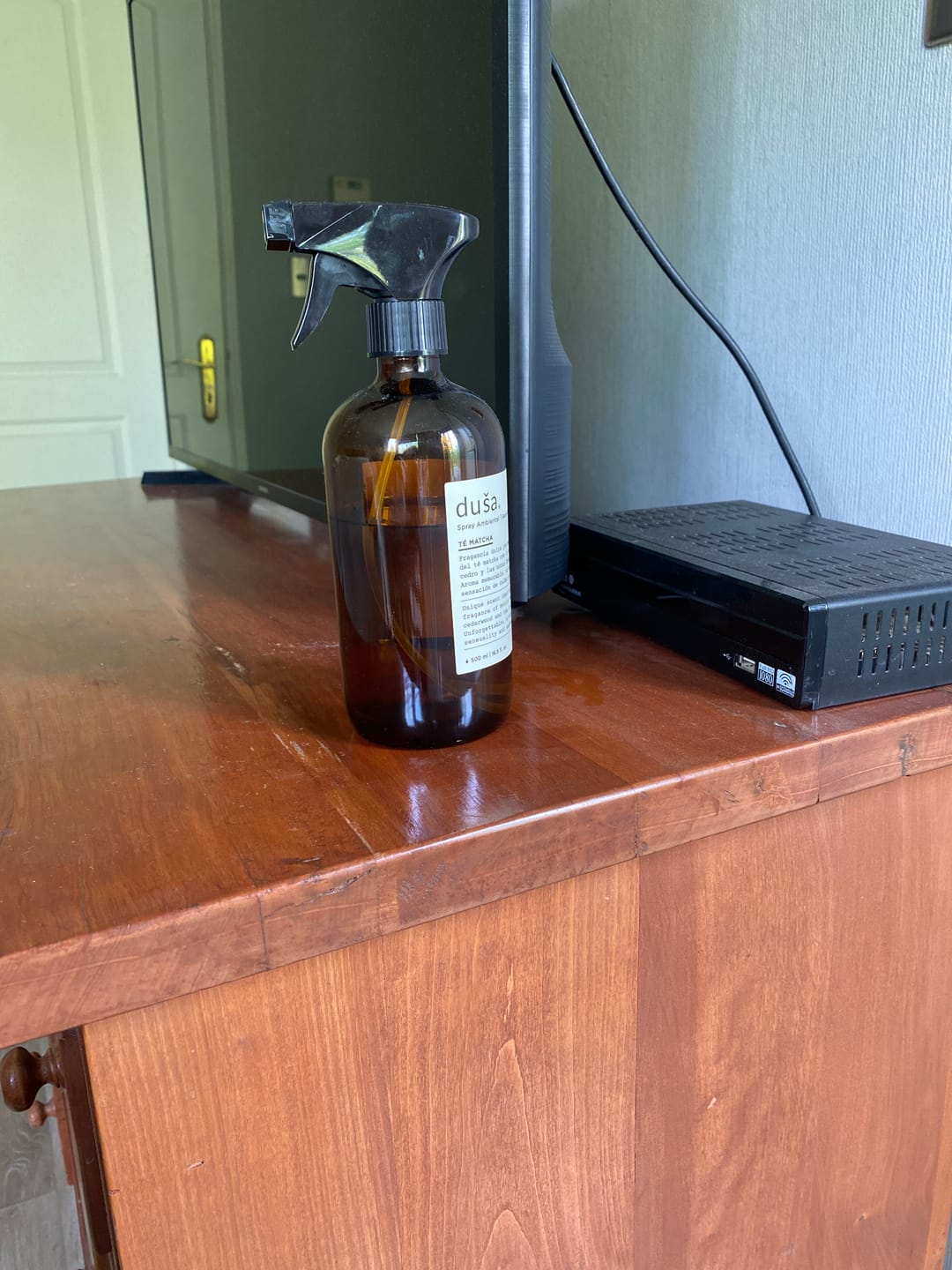 Customer photo review of Té Matcha I Aromatizante en Spray |  Para Telas y Ropa de Cama | Eliminador de olores en Spray - 500ml