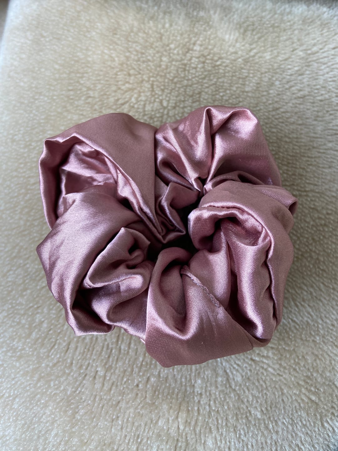 Customer photo review of Scrunchies petit - Satin