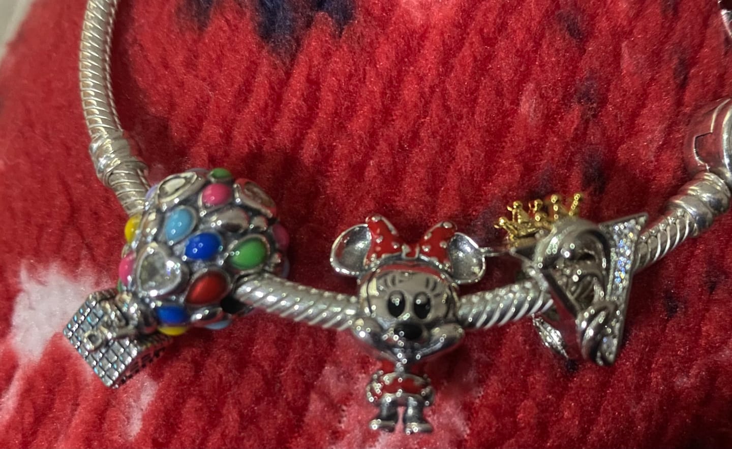Customer photo review of Charm Letras del Alfabeto Elegantes
