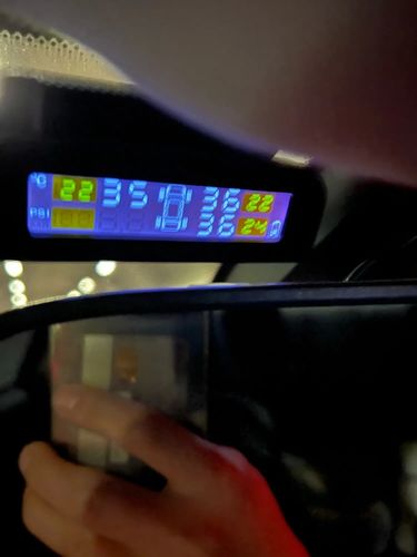 Customer photo review of Venture Gear™ Wireless Tyre Pressure Monitor