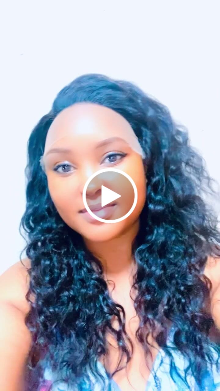 Customer video review of Gorgeous 20-inch Malaysian Long Curly Wig with Lace Closure - Premium Human Hair