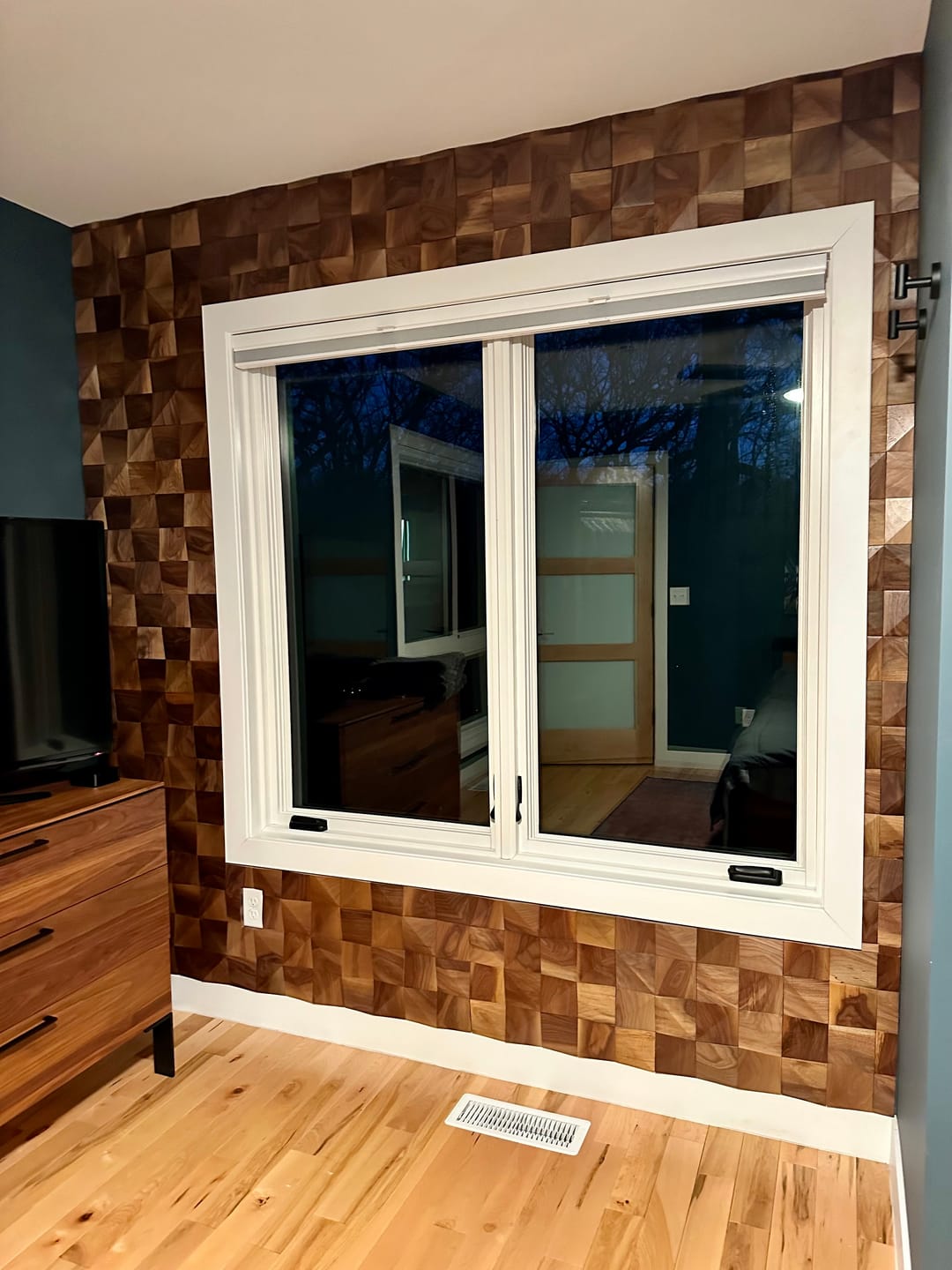 Customer photo review of 3D Diamond Natural Walnut