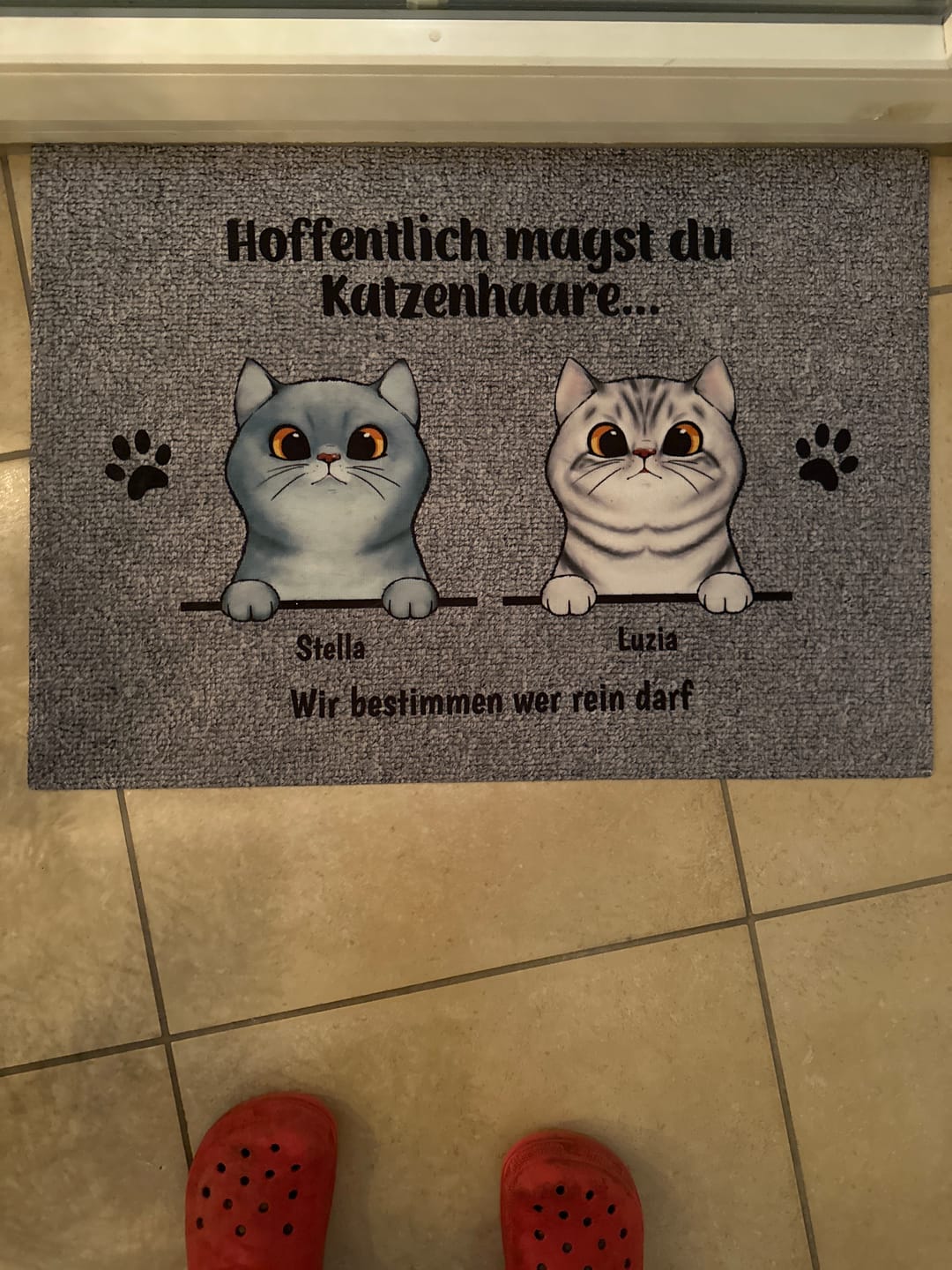 Customer photo review of Willkommen bei neugierigen Katzen - Individuelle Fußmatte