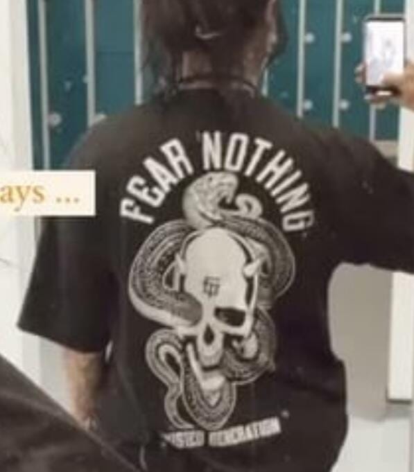 Customer photo review of TG Skull & Snake Oversized T-shirt