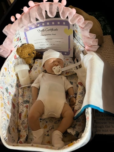 Customer photo review of Realistic Real Lifelike 12" Full Silicone Baby Doll Body Reborn Preemie 2.6lbs Platinum Silicone Dolls Weighted Babies Ecoflex Bathtub Kids