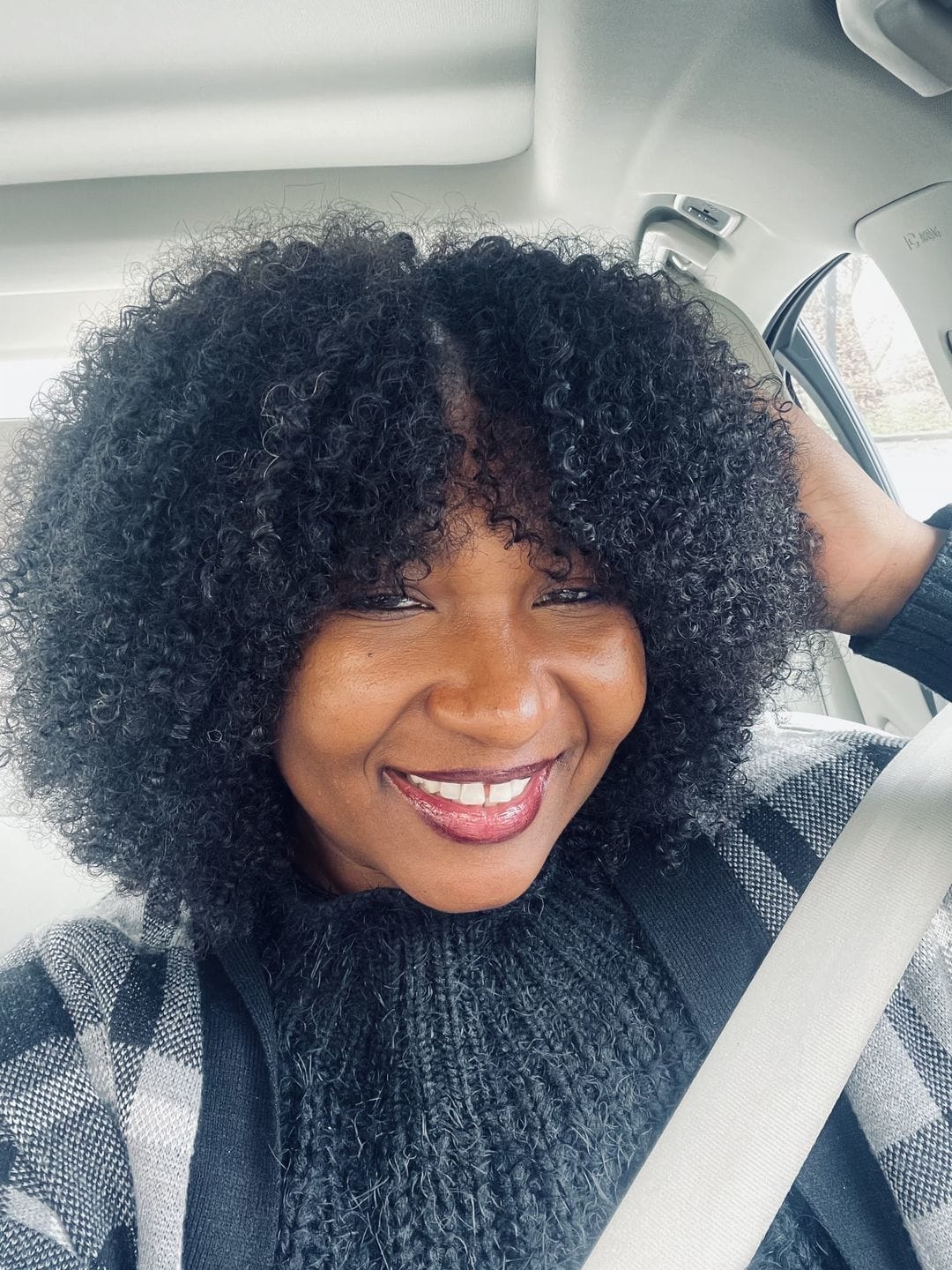 Customer photo review of Nicole Burmese 4A Kinky Curly - InvisiRoot™ Clip-ins (AKA TrueRoot™ Clip-ins)