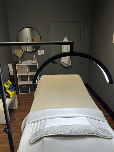 Customer photo review of CosmoGlo Original Light Bundle + Phone Clip